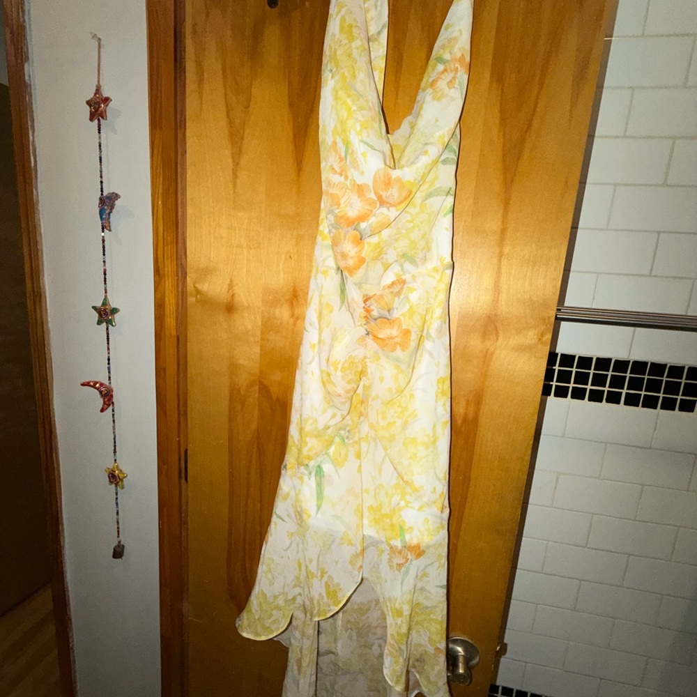 Elliatt halter Floral Dress in Yellow and White